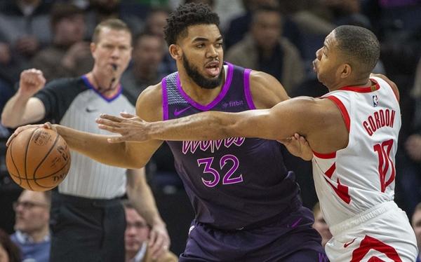  唐斯统治内线森林狼主场轻取开拓者队